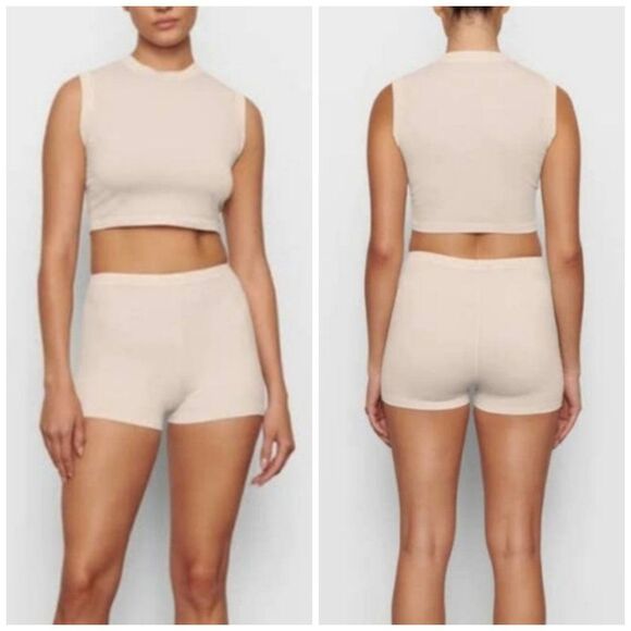 SKIMS Outdoor Basic High Rise SHORT SHORTS in BONE Plus Size 4X - Picture 5 of 6